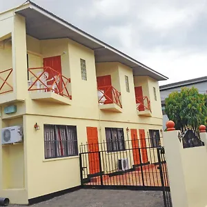 Inn Sundeck, Boissiere Village